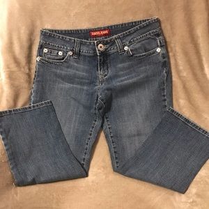 GUESS, Women’s Size: 30 Waist, Capri Blue Jeans